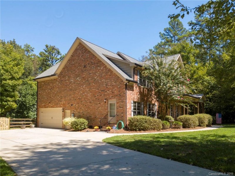 Property image 5 at 8121 Cane Pointe Lane, Waxhaw, NC 28173