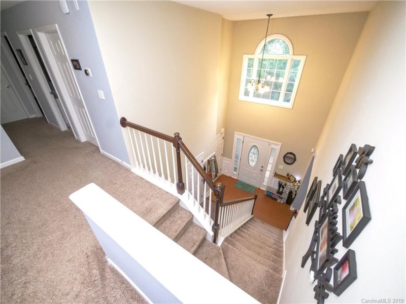 Property image 4 at 13704 Glenford Place, Charlotte, NC 28278