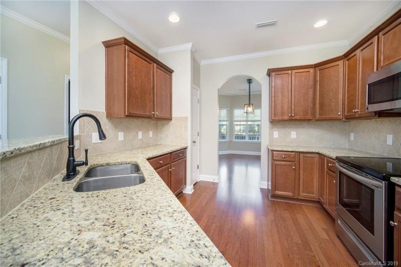 Property image 5 at 13748 Cedar Pond Circle, Huntersville, NC 28078