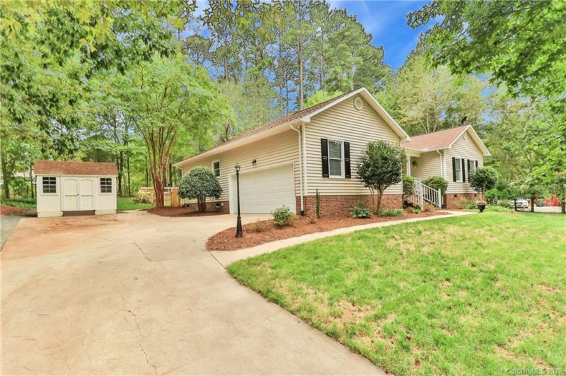 Property image 2 at 10309 Waxhaw Highway, Waxhaw, NC 28173