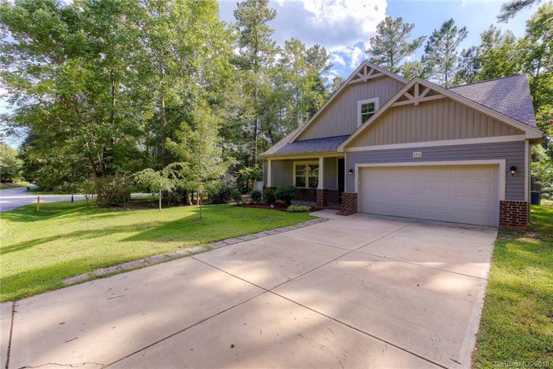 Property image 2 at 196 Evergreen Road, Lake Wylie, SC 29710