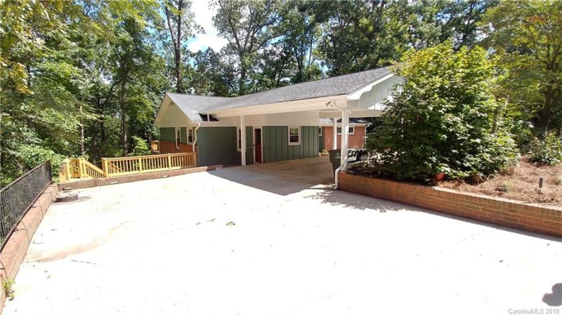 Property image 3 at 231 Eastover Drive, Concord, NC 28025