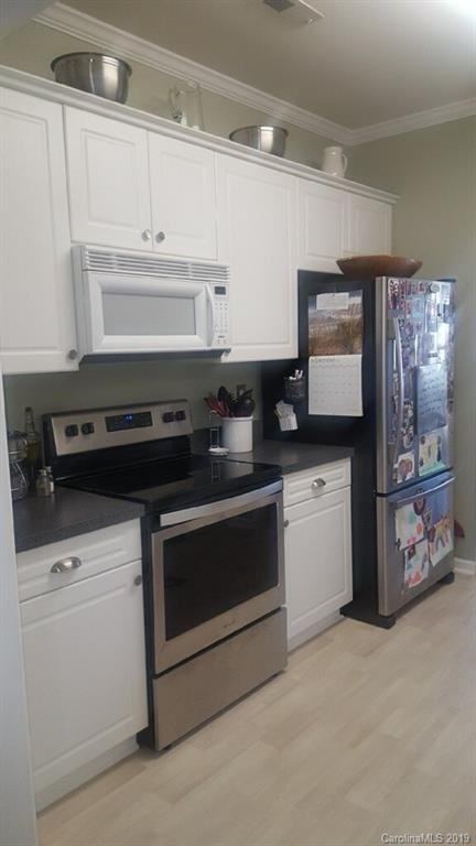 Property image 3 at 4112 Kenton Glenn Court, Concord, NC 28027