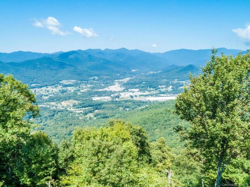 Property image 3 at 92 Mountain Lily Ridge Drive, Swannanoa, NC 28778