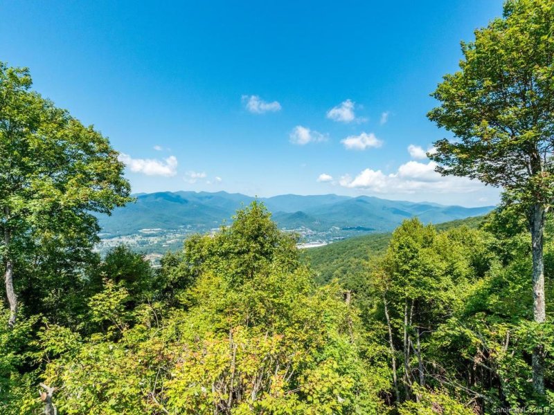 Property image 4 at 92 Mountain Lily Ridge Drive, Swannanoa, NC 28778