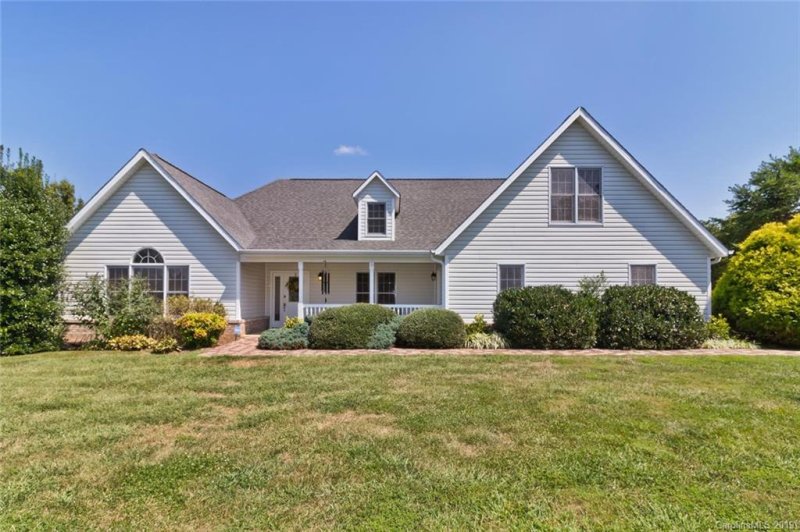 Property image 2 at 147 Horseshoe Trail, Barnardsville, NC 28701