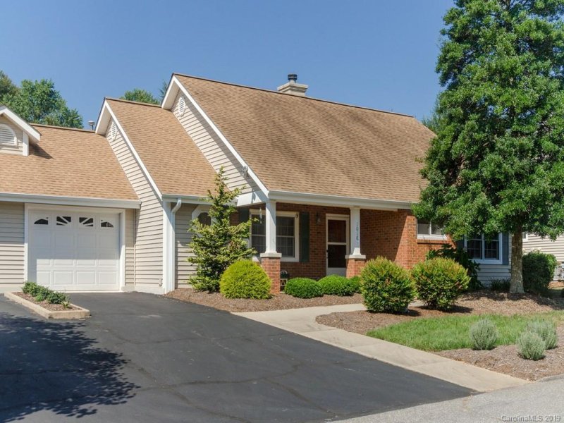 1018 Saddlebrook Drive