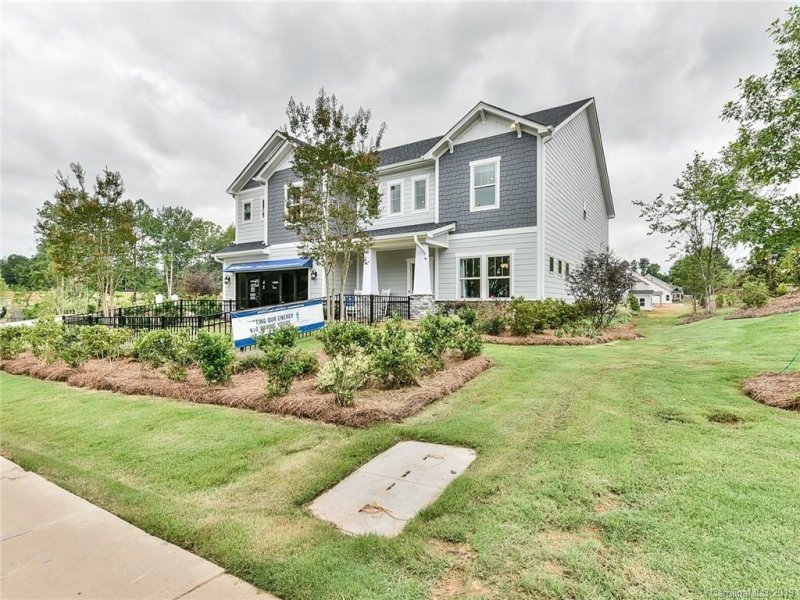 Property image 2 at 15506 Coventry Court Lane, Charlotte, NC 28277