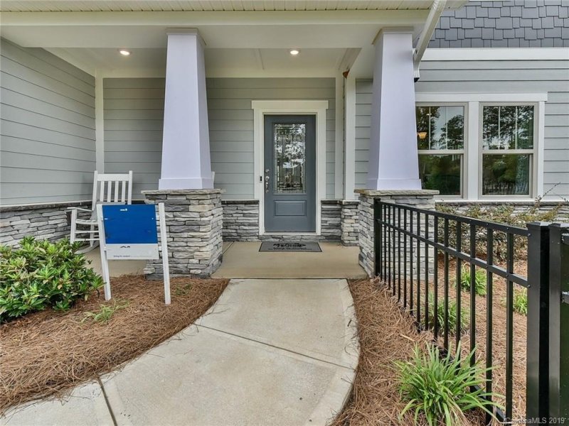 Property image 3 at 15506 Coventry Court Lane, Charlotte, NC 28277