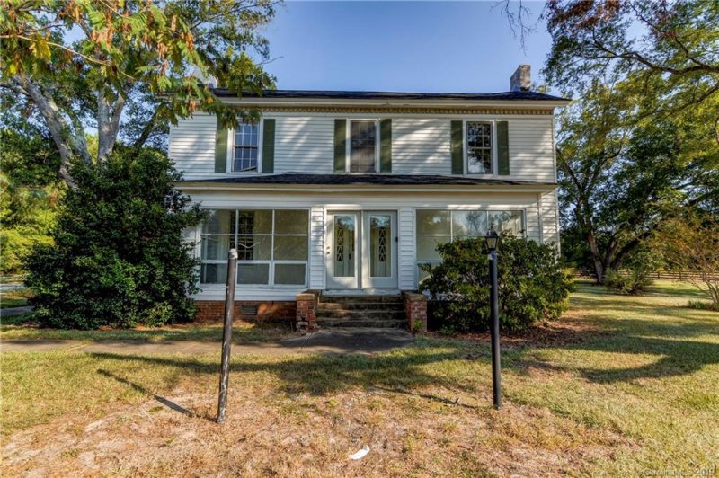 Property image 2 at 2712 Charlotte Highway, York, SC 29745