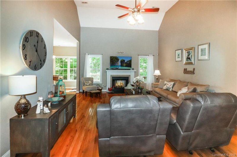 Property image 5 at 2288 S Paraham Road, York, SC 29745
