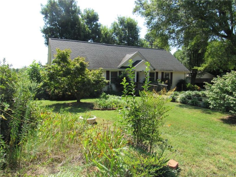 Property image 2 at 117 Hillcrest Drive, Bessemer City, NC 28016