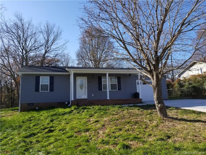 Property image 2 at 105 Church Street, High Shoals, NC 28077