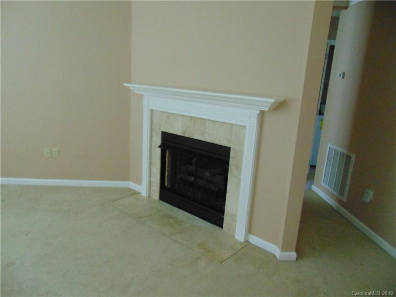 Property image 3 at 146 Charlestown Drive, Hendersonville, NC 28792
