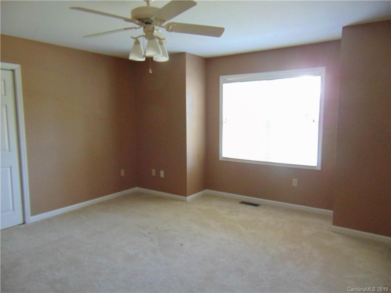 Property image 4 at 146 Charlestown Drive, Hendersonville, NC 28792