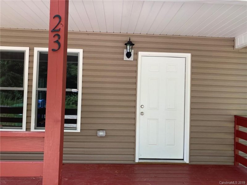 Property image 3 at 23 Chapel Park Place, Asheville, NC 28803