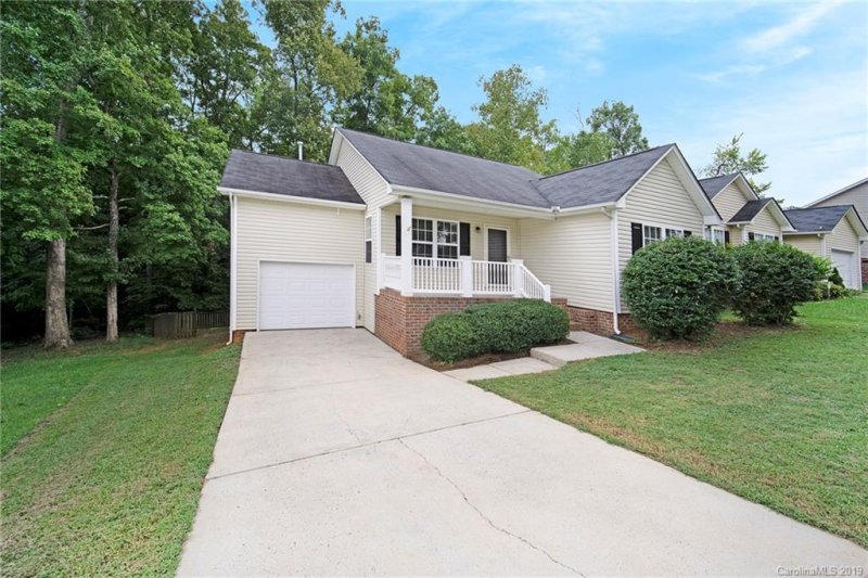 Property image 2 at 2131 Congress Court, Kannapolis, NC 28083