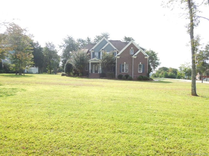 7919 Mountain Shore Drive