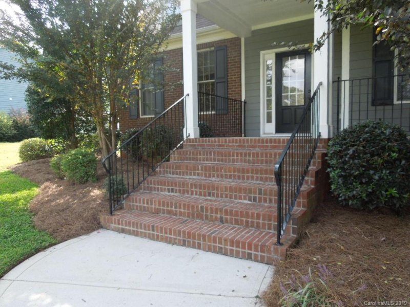 Property image 4 at 7919 Mountain Shore Drive, Sherrills Ford, NC 28673