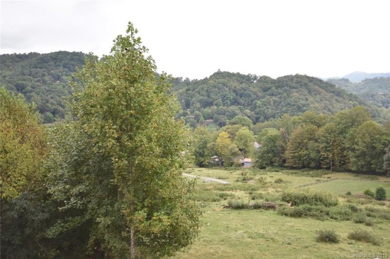 Property image 4 at 215 Appalachian Trail, Maggie Valley, NC 28751