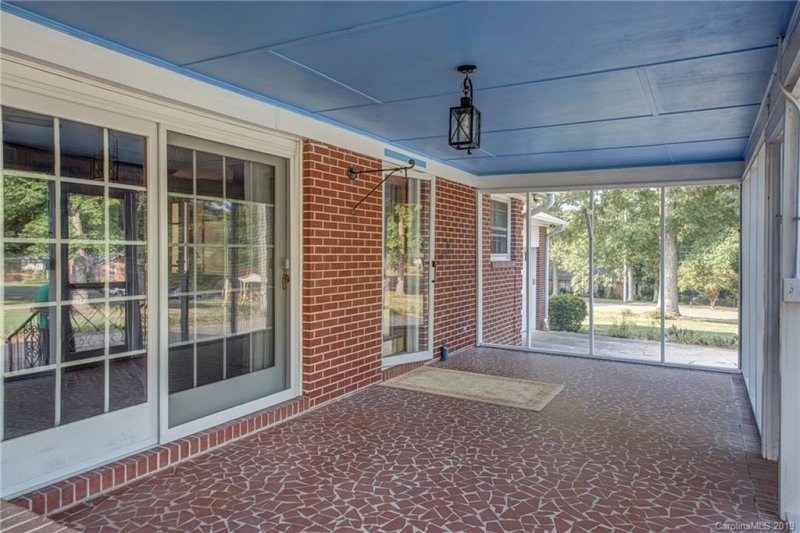 Property image 5 at 505 Dutchman Avenue, Mount Holly, NC 28120