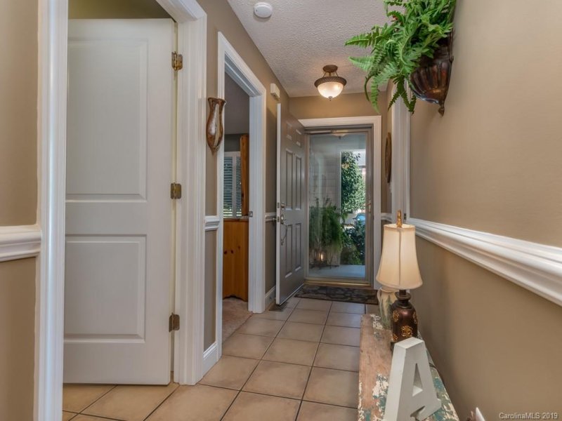 Property image 2 at 234 Wash Creek Drive, Hendersonville, NC 28739