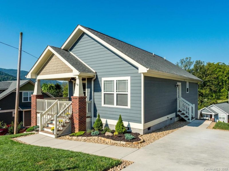 Property image 2 at 20 Byrdcliffe Lane, Asheville, NC 28805