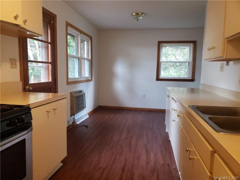 Property image 5 at 1320 Forest Park Drive, Statesville, NC 28677