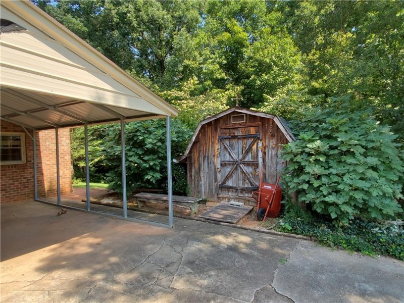 Property image 5 at 2154 Frye Avenue, Hickory, NC 28602