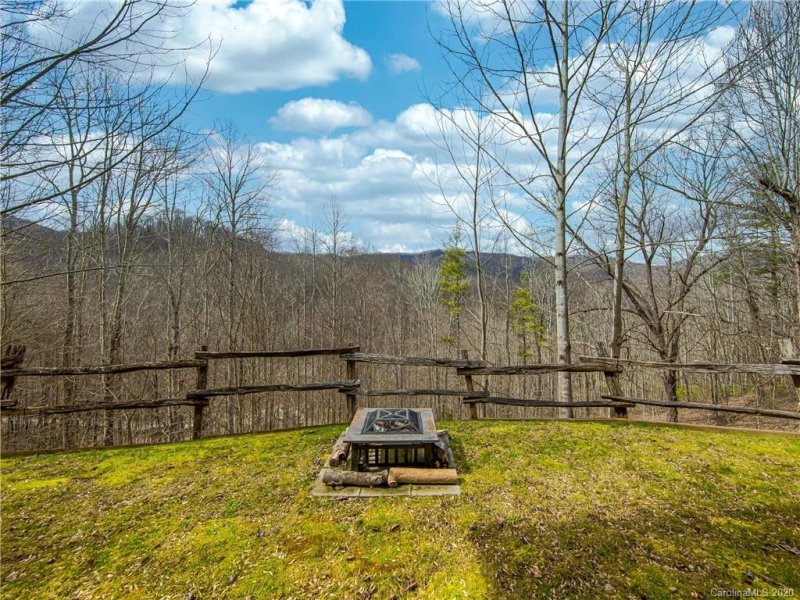 Property image 4 at 267 Appaloosa Trail, Waynesville, NC 28785