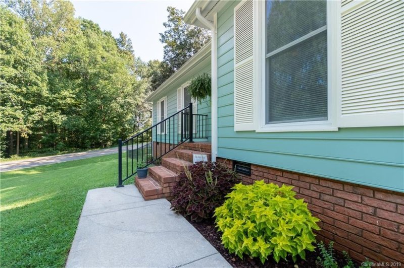 Property image 5 at 217 Castle Creek Road, Statesville, NC 28625