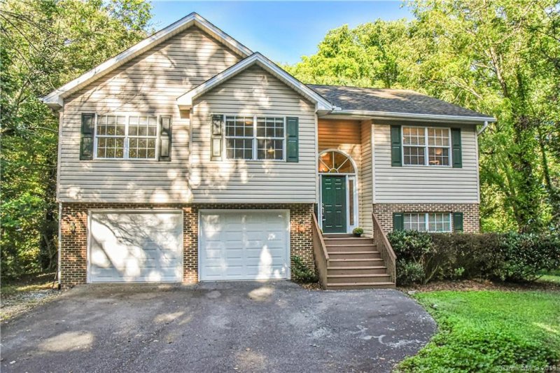 13 Chunns View Drive