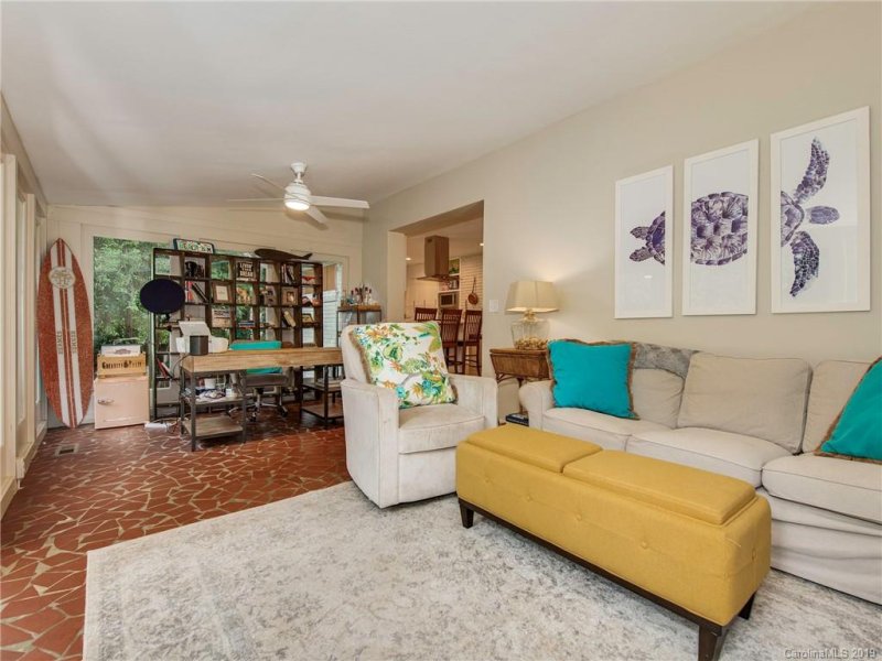 Property image 3 at 1029 Broadmoor Drive, Charlotte, NC 28209