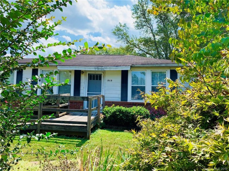 Property image 2 at 1919 Old Hickory Grove Road, Mount Holly, NC 28120