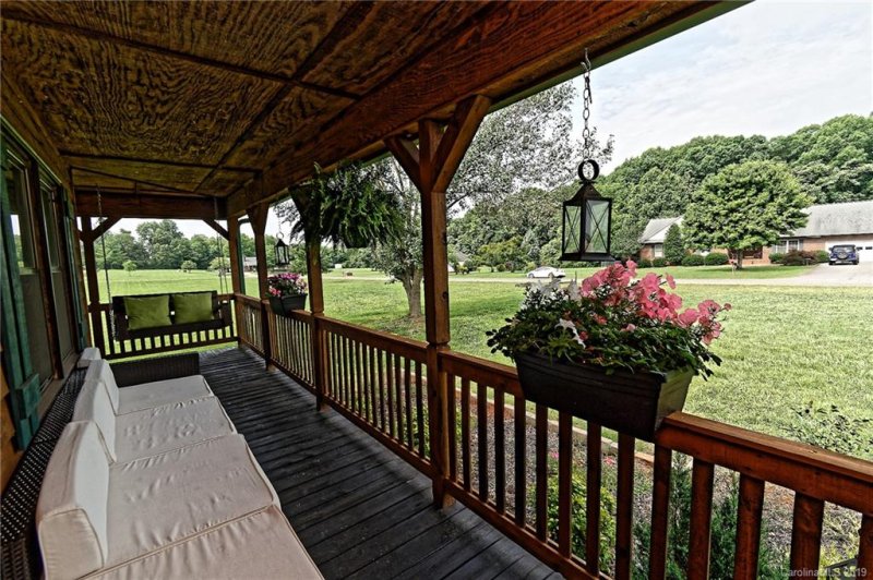 Property image 2 at 2914 Moose Gantt Trail, Lincolnton, NC 28033