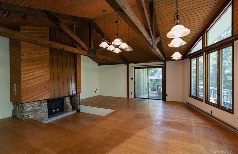 Property image 5 at 946 S Country Club Drive, Cullowhee, NC 28723