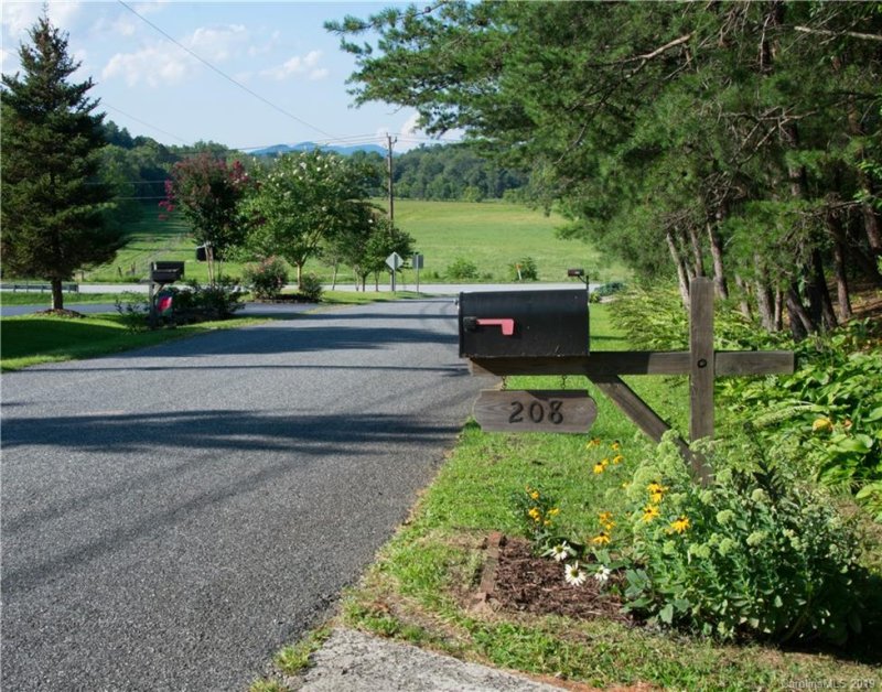 Property image 5 at 208 Brown Road, Hendersonville, NC 28791