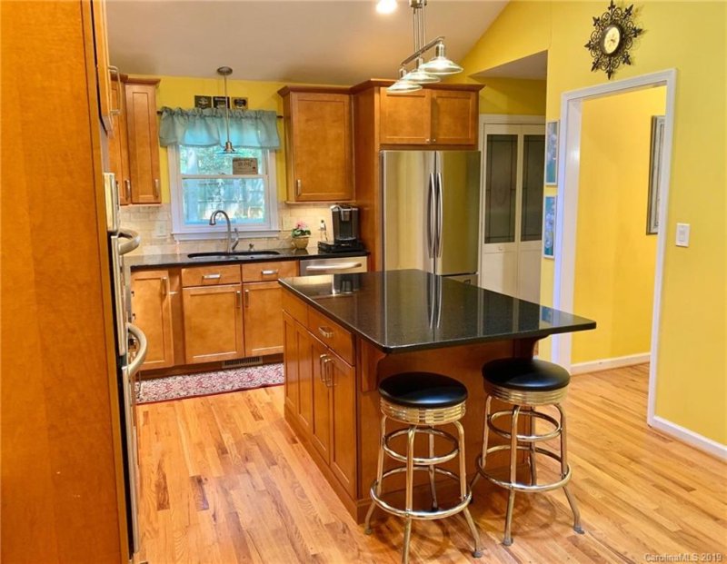 Property image 4 at 707 Knollwood Court, Rock Hill, SC 29732