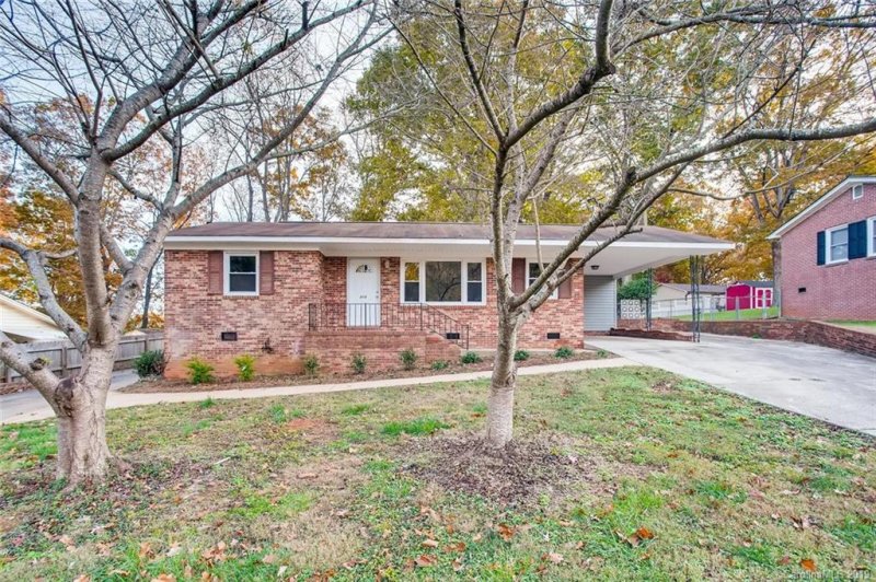 Property image 2 at 310 Bright Avenue, Bessemer City, NC 28016