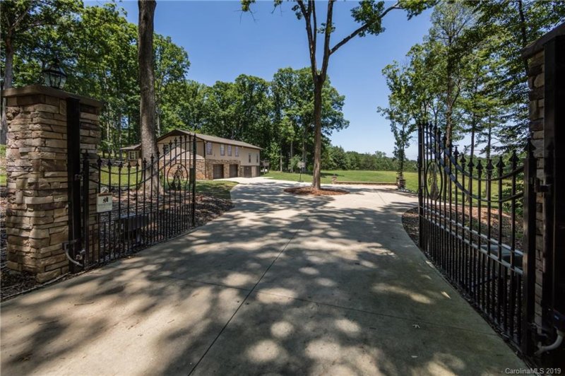 Property image 2 at 8511 Viking Drive, Waxhaw, NC 28173