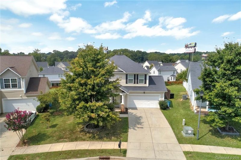 913 Murphy Court