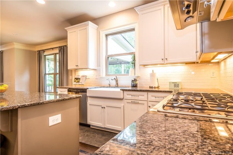 Property image 4 at 235 Cove Creek Loop, Mooresville, NC 28117