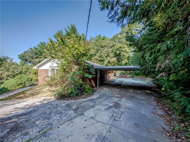 Property image 3 at 64 Mountainbrook Road, Asheville, NC 28805