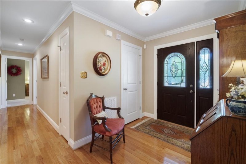 Property image 3 at 1228 Waterford Drive, Hickory, NC 28602