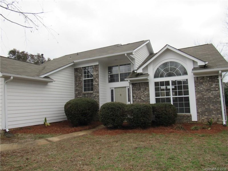Property image 2 at 6830 Oldecastle Court, Charlotte, NC 28277