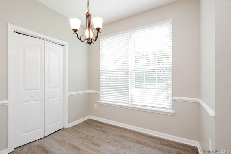 Property image 5 at 4534 Fox Thorne Drive, Charlotte, NC 28216
