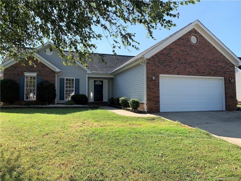 568 Scarlet Leaf Lane