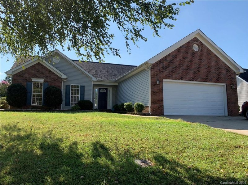 Property image 2 at 568 Scarlet Leaf Lane, Oakboro, NC 28129