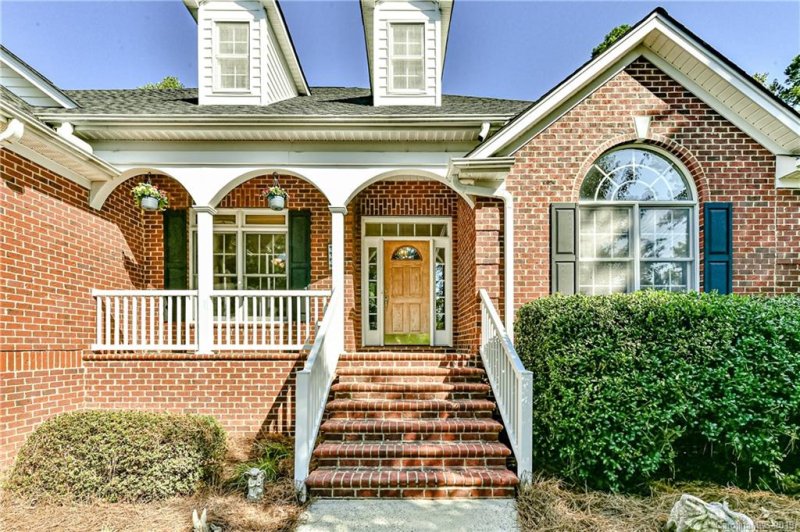 Property image 2 at 1108 Colony Court, Gastonia, NC 28056