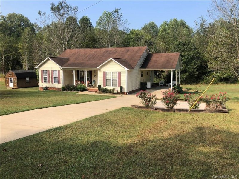 Property image 2 at 305 Delview Drive, Cherryville, NC 28021